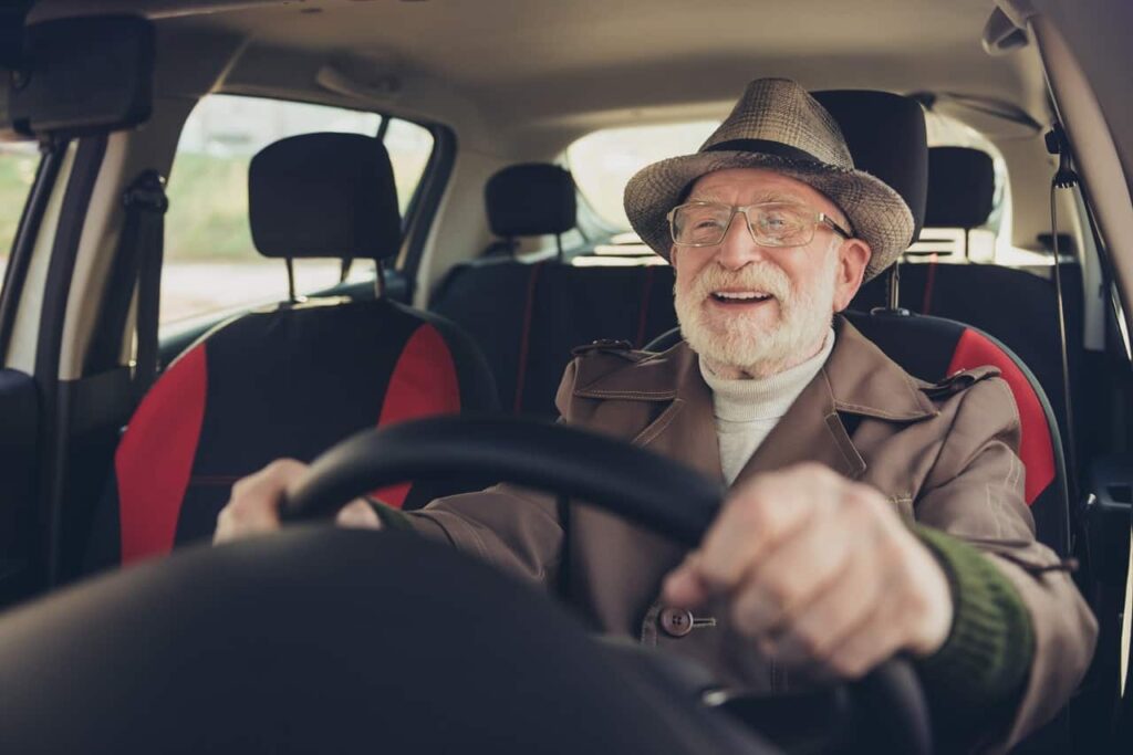 Obowiązkowe badania dla kierowców seniorów